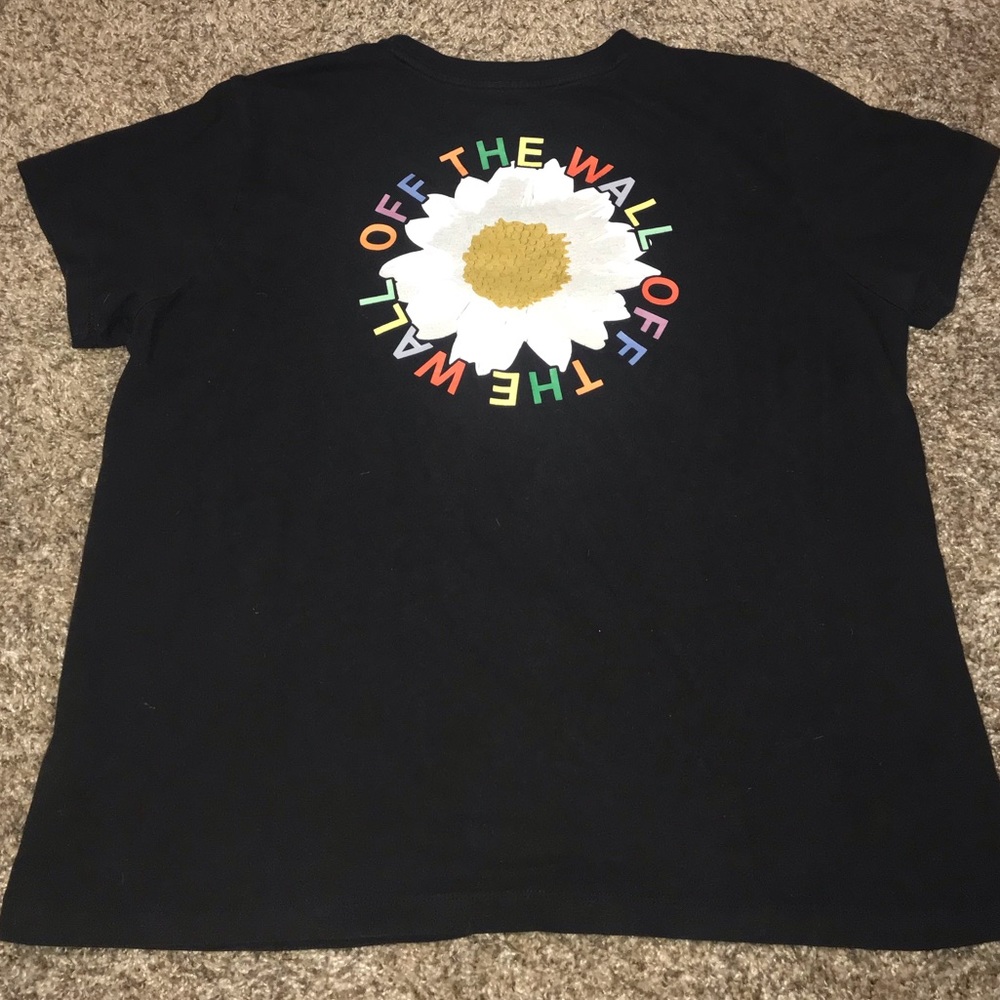 SOLD ON MERCARI!!!!Vans T shirt - Picture 4 of 5
